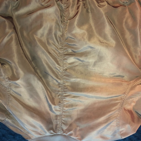 Bombshell jacket (H&M) - Picture 5 of 6